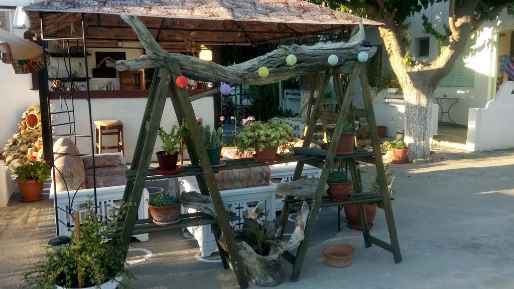Skyros Panorama Studios Экстерьер фото